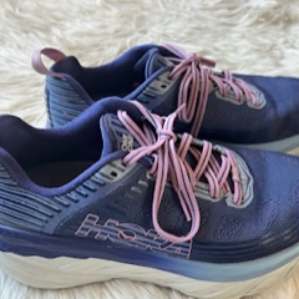 Hoka One One Bondi 6 Tennis Shoes